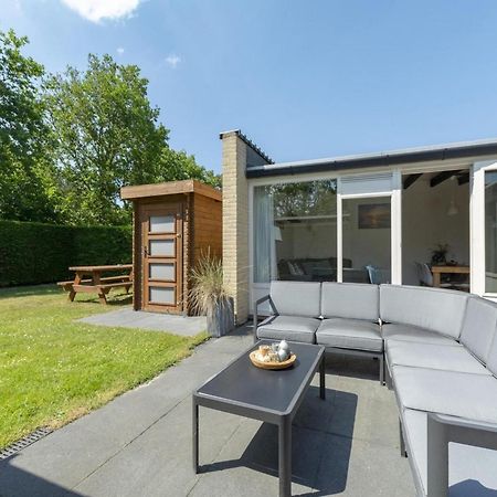 Contemporary Bungalow With Garden Sint Maartensvlotbrug Exteriér fotografie
